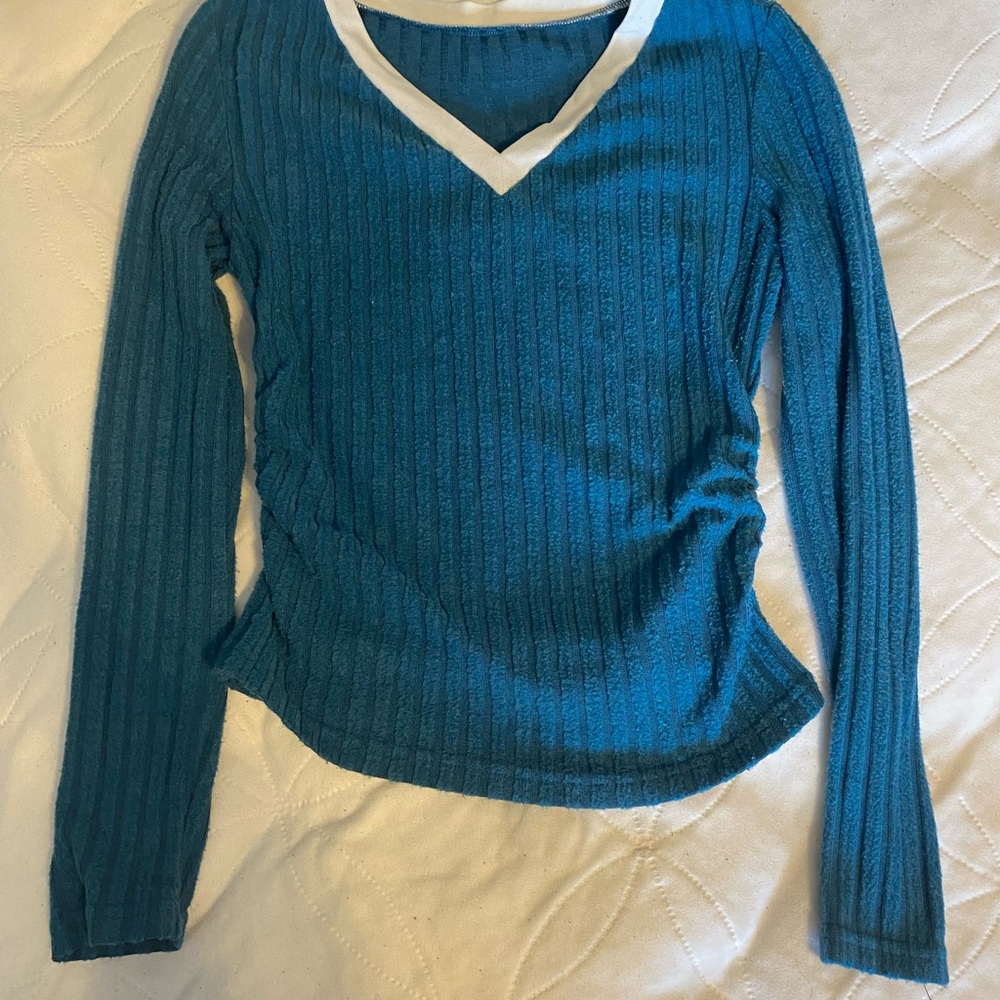 Teal V-Neck Long Sleeve Top